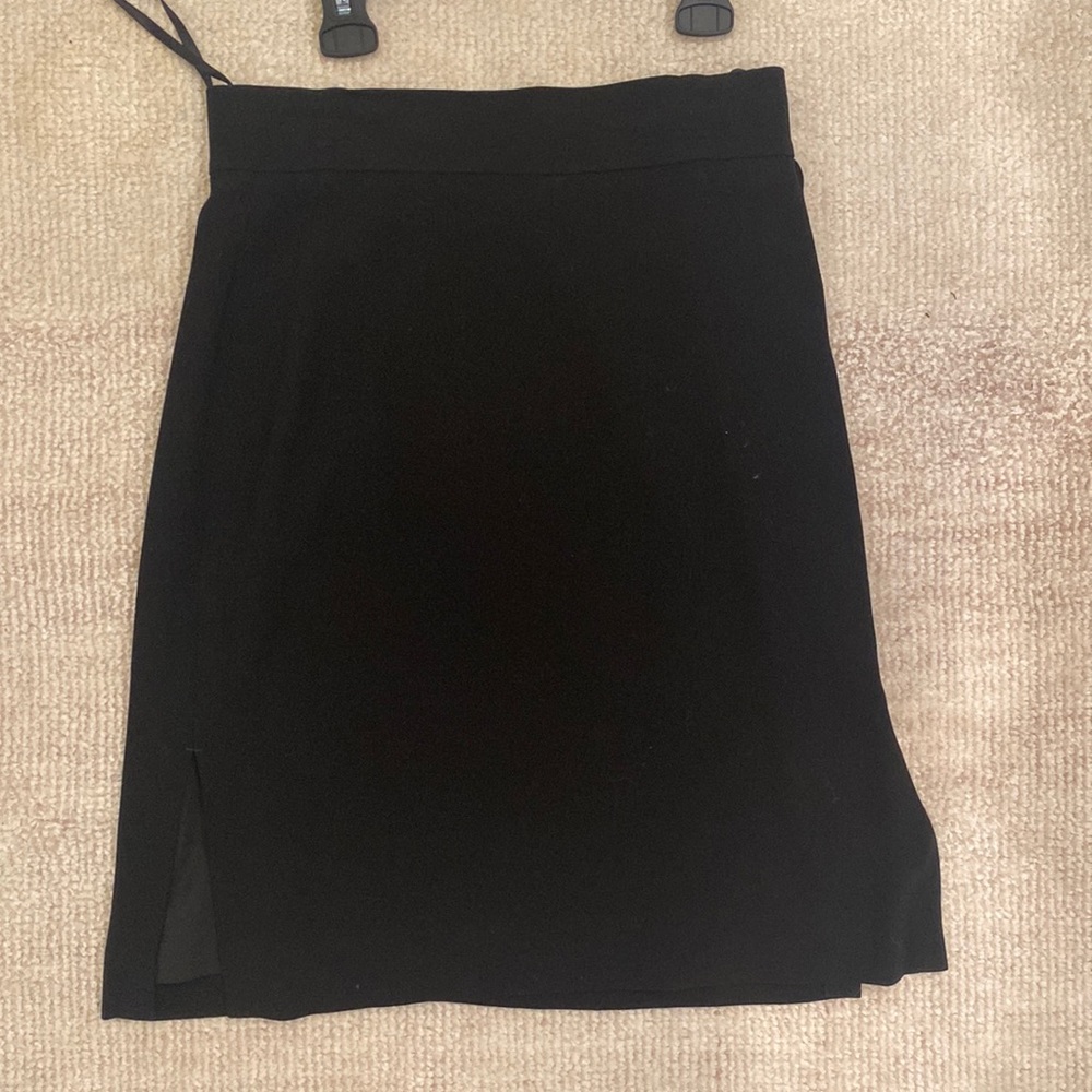 Black Donna Karen knee length business skirt